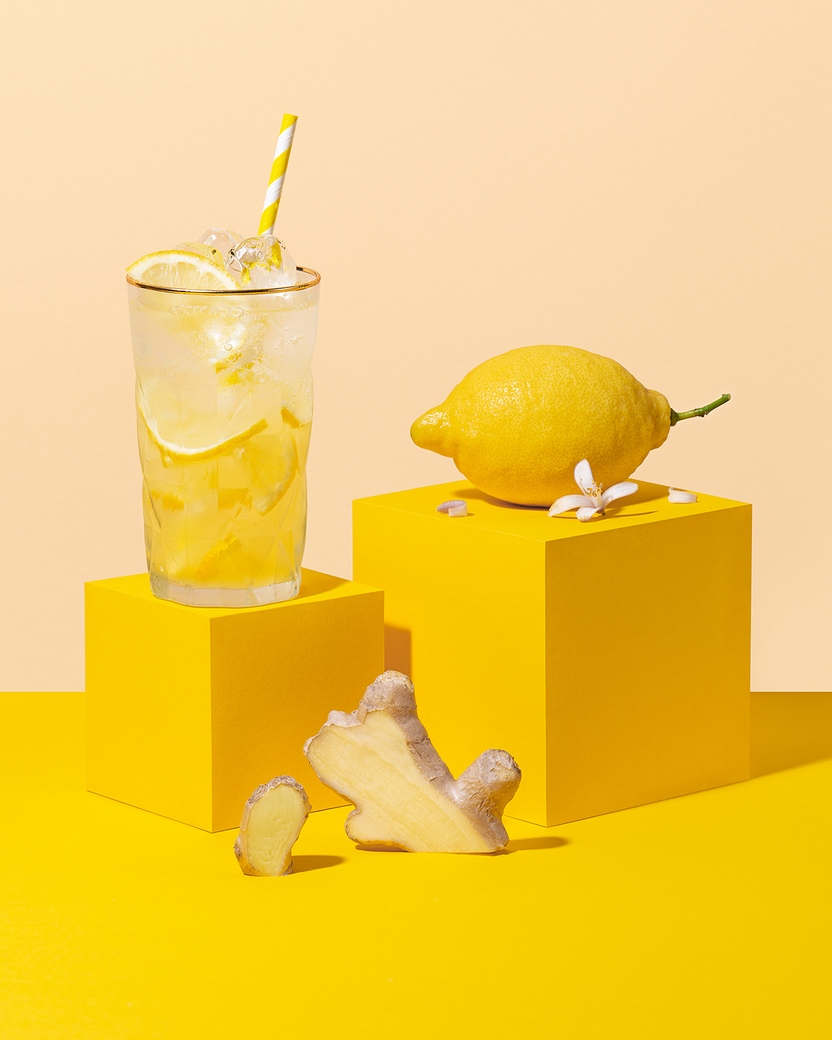 Homemade Limonade Zitrone